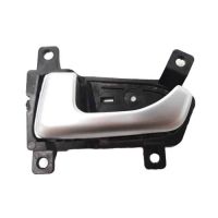 HANDLE-DOOR INSIDE,RH 82620-3U000